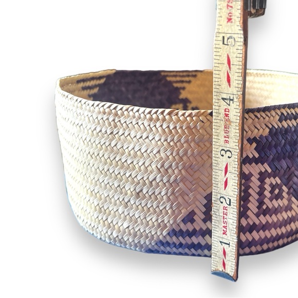 VTG Southwestern Geometric Purple Pattern Woven Basket | Great for Wall Hanging! - Picture 11 of 13